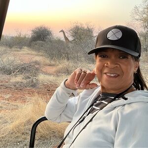 Meet your Posher, Debbie